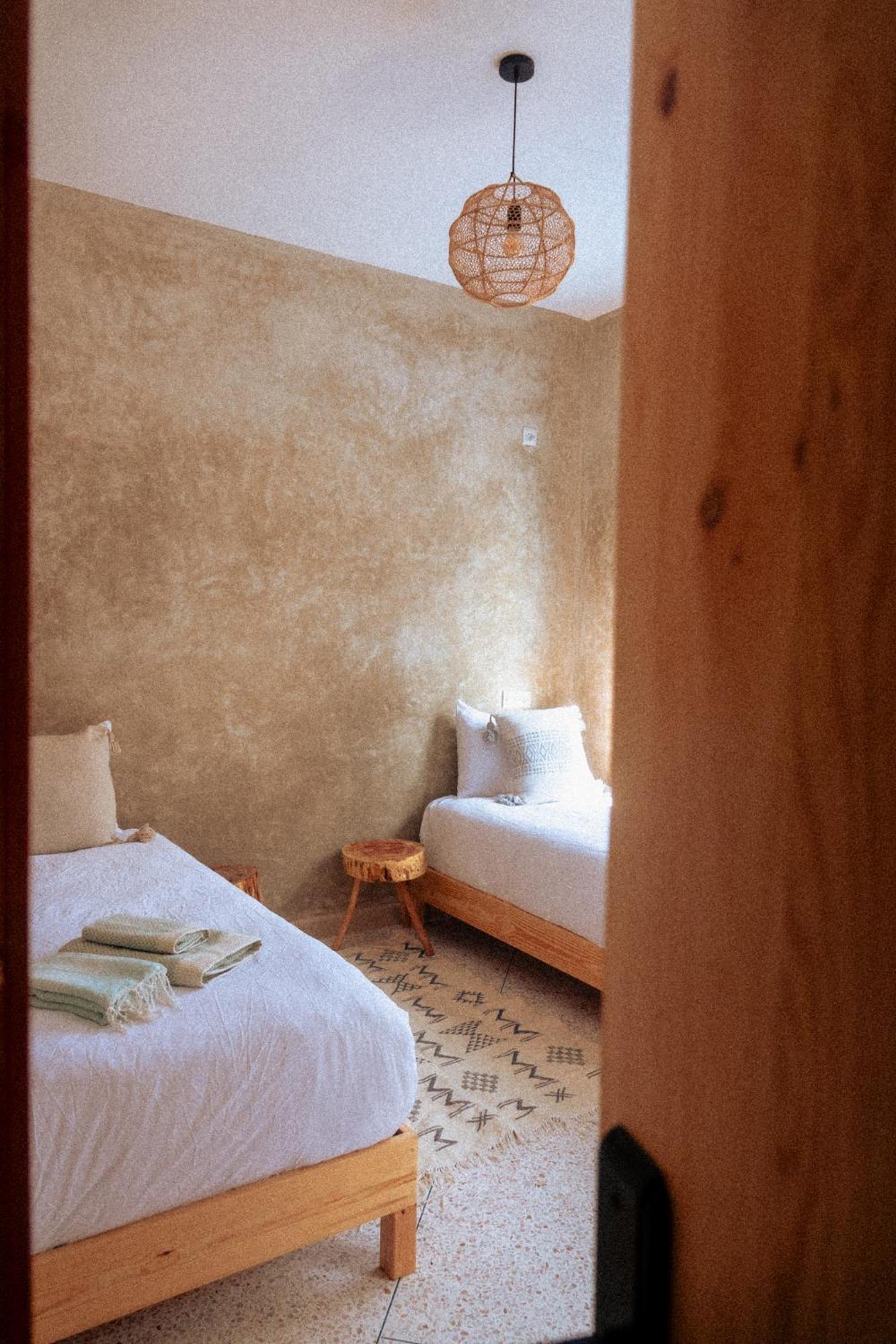 Hotel Melo Surf And Yoga Tamraght Esterno foto